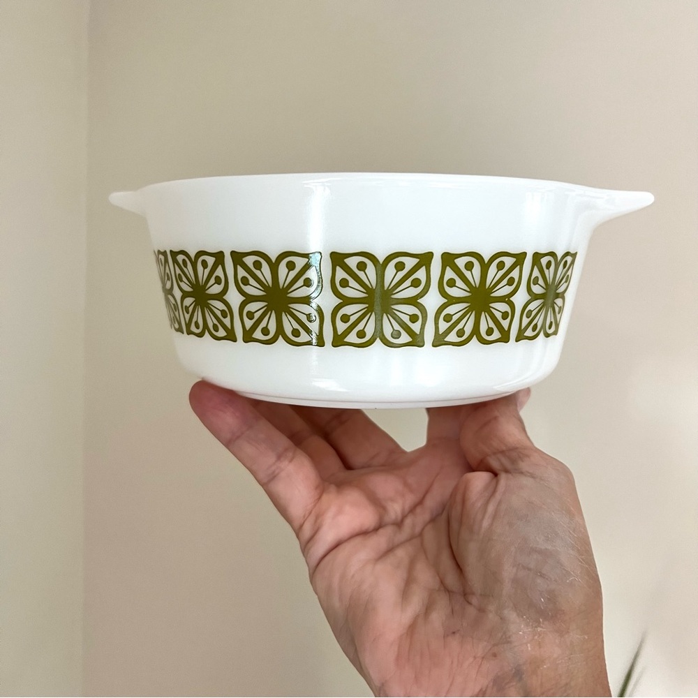 Pyrex verde square flower 472 1.5 pint casserole dish great condition - Picture 2 of 10